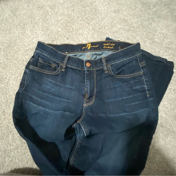 7 for All Mankind bootcut Jean - Picture 2 of 2